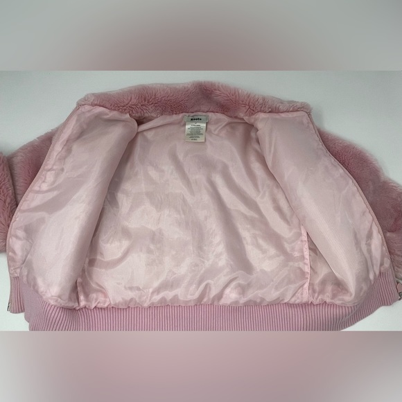 ROOTS: Fuzzy Pink Bomber Jacket, Kids Size 4T - Picture 4 of 8